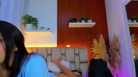 Snapshot of diamond_canela chatting on September 23, 2025, 2:58 am diamond_canela online show from September 23, 2025, 2:58 am