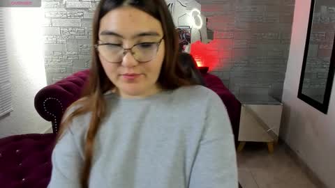 Snapshot of diamondfox_m chatting on October 2, 2025, 2:24 pm Your Diamond online show from October 2, 2025, 2:24 pm