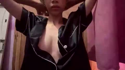 Snapshot of dian_dirtyx chatting on November 10, 2025, 1:48 am I do sell tab00 and dirty videos and do live show on wsp or tlgm or password online show from November 10, 2025, 1:48 am