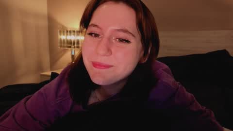 Snapshot of diana_floweri chatting on October 22, 2025, 2:45 am Diana online show from October 22, 2025, 2:45 am