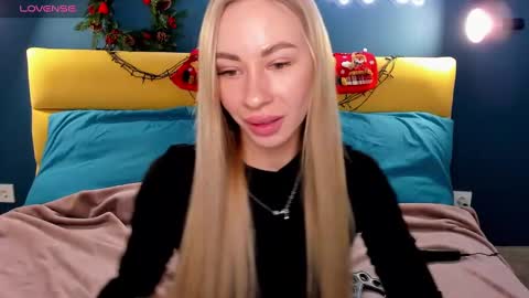 Snapshot of diana_garrett chatting on December 12, 2024, 8:57 am Diana  online show from December 12, 2024, 8:57 am