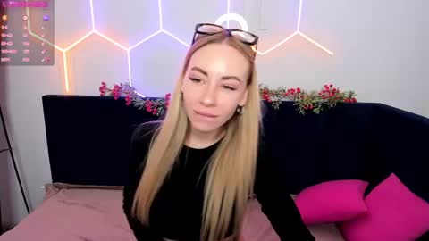 Snapshot of diana_garrett chatting on January 11, 2025, 8:54 am Diana  online show from January 11, 2025, 8:54 am