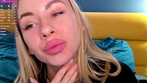 Snapshot of diana_garrett chatting on January 25, 2025, 11:55 am Diana  online show from January 25, 2025, 11:55 am