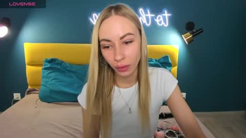 Snapshot of diana_garrett chatting on January 26, 2025, 8:46 am Diana  online show from January 26, 2025, 8:46 am