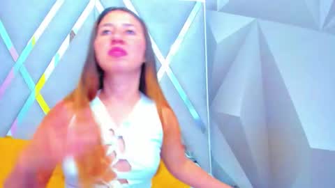 Snapshot of dianafoxy_ chatting on November 13, 2025, 6:51 pm Diana online show from November 13, 2025, 6:51 pm