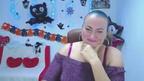 Diana online show from October 21, 2025, 5:35 pm