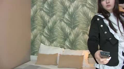 Snapshot of dianapittman chatting on September 15, 2025, 1:11 pm DianaPittman online show from September 15, 2025, 1:11 pm