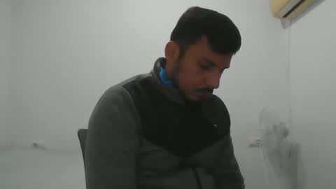 Snapshot of diangohetero21cm chatting on November 23, 2025, 5:13 pm diangohetero21cm online show from November 23, 2025, 5:13 pm