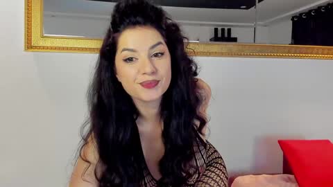 Dianne online show from November 29, 2025, 1:52 am