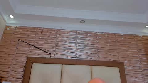 Snapshot of diavalo_ chatting on December 11, 2024, 5:32 am diavalo online show from December 11, 2024, 5:32 am