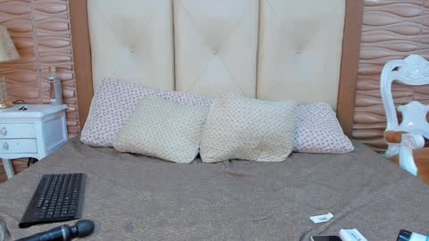 Snapshot of diavalo_ chatting on December 12, 2024, 10:13 am diavalo online show from December 12, 2024, 10:13 am