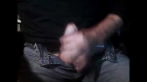 Snapshot of dick185 chatting on January 16, 2025, 6:27 pm dick185 online show from January 16, 2025, 6:27 pm