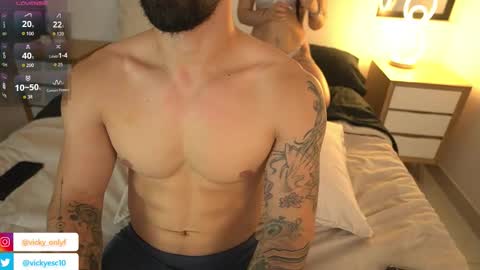 Diego and Vicky    online show from November 25, 2025, 6:08 pm