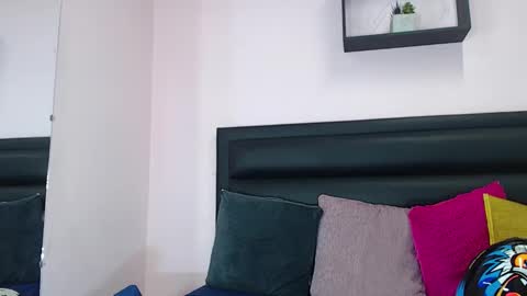 diiego_xxx online show from February 9, 2025, 7:52 pm