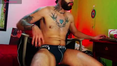 Snapshot of diilanhot chatting on February 16, 2025, 12:10 pm  Dylan  online show from February 16, 2025, 12:10 pm