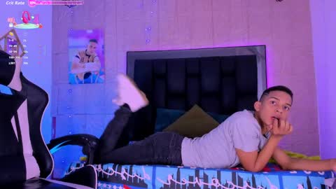 Snapshot of dilam_alfonzo chatting on September 8, 2025, 2:16 pm Dilan online show from September 8, 2025, 2:16 pm