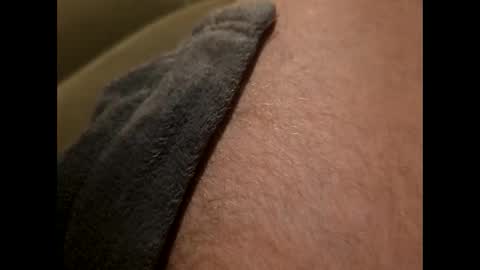 Dilf online show from November 19, 2025, 7:08 am