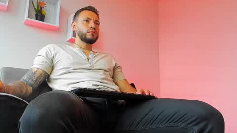 Angel Dimitri online show from November 9, 2025, 9:35 pm