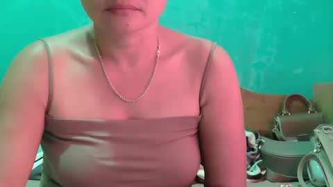 Snapshot of dimple_42 chatting on January 22, 2025, 3:52 am Dimple online show from January 22, 2025, 3:52 am