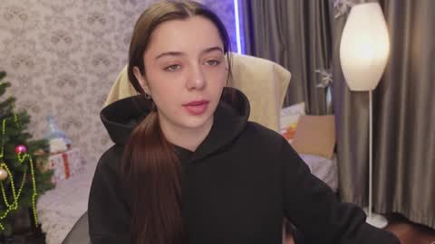 Snapshot of dinacandy chatting on December 13, 2024, 11:13 am dinacandy online show from December 13, 2024, 11:13 am