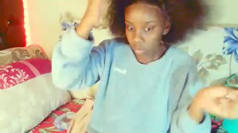 dinnydakrazx online show from September 20, 2025, 7:09 am