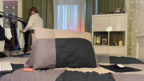 Vlad Dinovich online show from December 17, 2025, 11:38 am