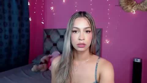 IG dionemontecarlo19 online show from December 22, 2024, 6:17 am