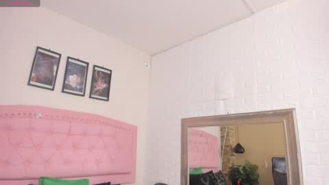 DIOSA online show from February 4, 2025, 2:49 am