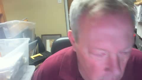 DirtkPitt Fun guy working online show from December 8, 2024, 4:39 pm