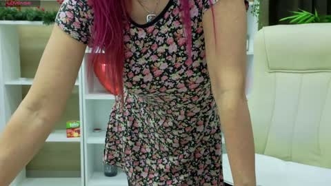 dirty_mature online show from December 22, 2024, 7:22 am