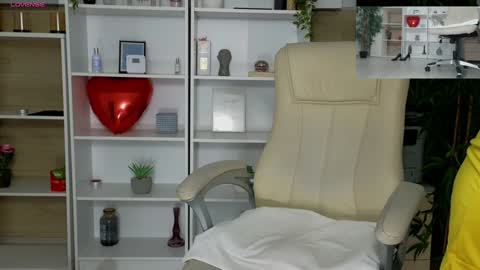 dirty_mature online show from February 3, 2025, 10:36 am