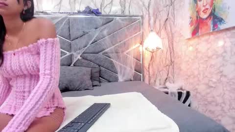 Snapshot of dirty_miia chatting on October 24, 2025, 12:34 pm MIA online show from October 24, 2025, 12:34 pm