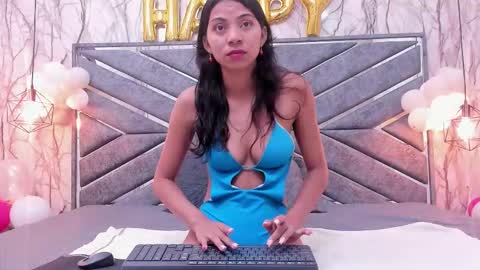 Snapshot of dirty_miia chatting on November 9, 2025, 11:41 am MIA online show from November 9, 2025, 11:41 am