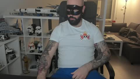 Snapshot of dirtybalws chatting on January 12, 2025, 10:12 pm Robert online show from January 12, 2025, 10:12 pm