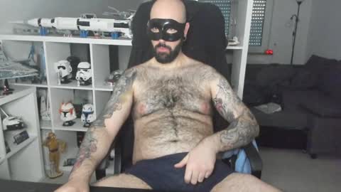 Snapshot of dirtybalws chatting on January 16, 2025, 3:46 pm Robert online show from January 16, 2025, 3:46 pm