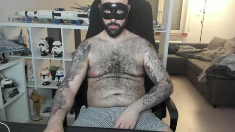 Snapshot of dirtybalws chatting on January 18, 2025, 12:13 am Robert online show from January 18, 2025, 12:13 am