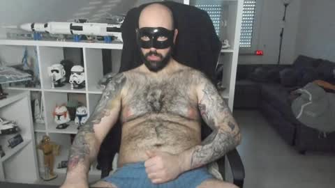 Snapshot of dirtybalws chatting on January 26, 2025, 3:25 pm Robert online show from January 26, 2025, 3:25 pm