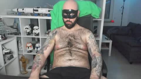 Snapshot of dirtybalws chatting on February 10, 2025, 4:52 am Robert online show from February 10, 2025, 4:52 am