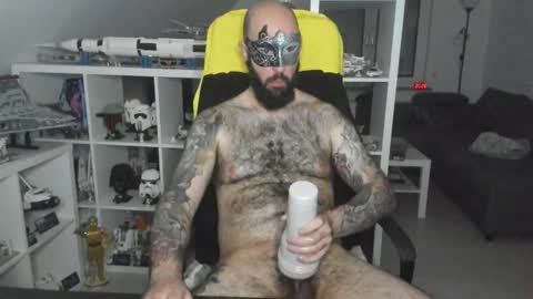 Snapshot of dirtybalws chatting on October 17, 2025, 6:32 pm Robert online show from October 17, 2025, 6:32 pm