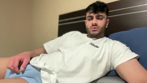 Snapshot of dirtynick1 chatting on February 28, 2025, 8:20 am dirtynick1 online show from February 28, 2025, 8:20 am