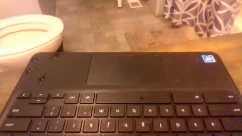 Snapshot of dirtywhite14 chatting on October 16, 2025, 2:12 am dirtywhite14 online show from October 16, 2025, 2:12 am