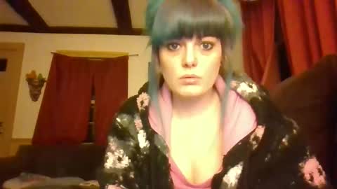 Snapshot of dirtyxhippie21 chatting on November 6, 2025, 3:29 am Crystal online show from November 6, 2025, 3:29 am