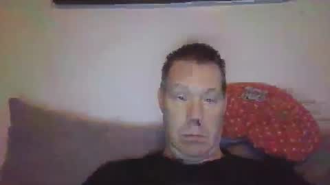 Snapshot of disney0988 chatting on December 27, 2024, 6:14 am disney0988 online show from December 27, 2024, 6:14 am