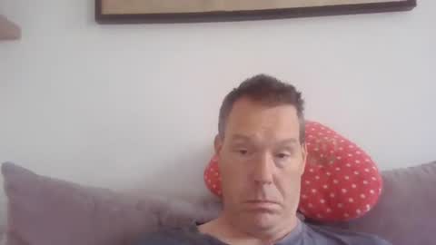 Snapshot of disney0988 chatting on September 14, 2025, 9:08 am disney0988 online show from September 14, 2025, 9:08 am