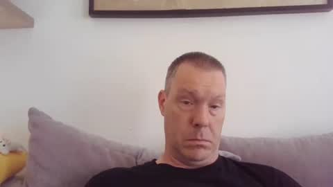 Snapshot of disney0988 chatting on September 20, 2025, 9:43 am disney0988 online show from September 20, 2025, 9:43 am