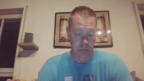 Snapshot of disney0988 chatting on October 14, 2025, 4:35 am disney0988 online show from October 14, 2025, 4:35 am