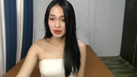 Snapshot of divina_graciaxx chatting on December 10, 2024, 3:41 am DIVINA online show from December 10, 2024, 3:41 am