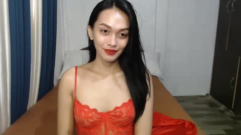 Snapshot of divina_graciaxx chatting on December 13, 2024, 4:11 am DIVINA online show from December 13, 2024, 4:11 am