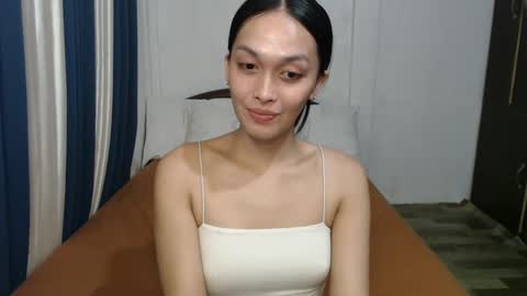 Snapshot of divina_graciaxx chatting on January 19, 2025, 3:10 pm DIVINA online show from January 19, 2025, 3:10 pm