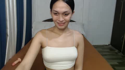 Snapshot of divina_graciaxx chatting on February 1, 2025, 2:34 pm DIVINA online show from February 1, 2025, 2:34 pm